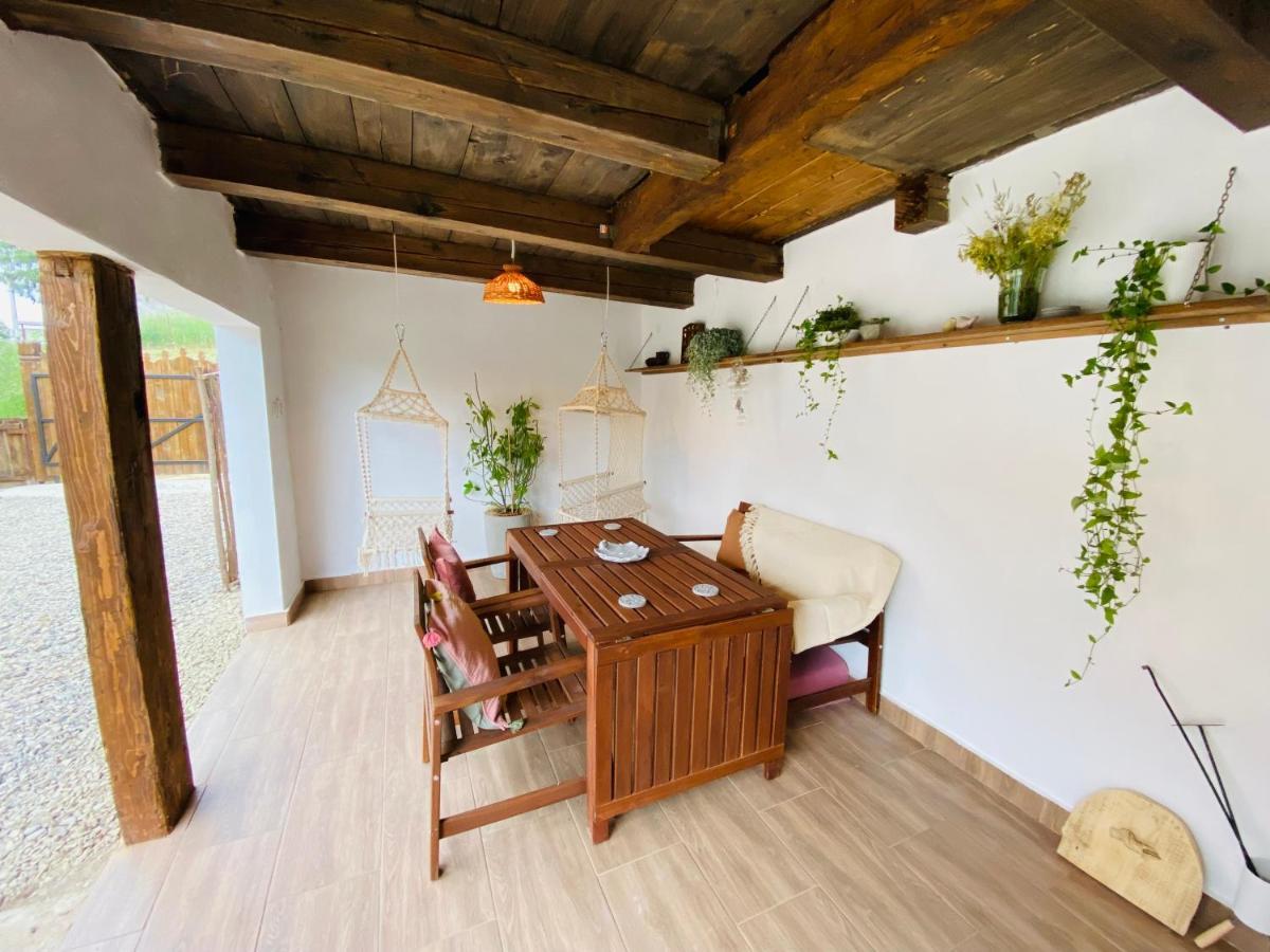 Slow Living Cottage, Dobolii De Sus Εξωτερικό φωτογραφία