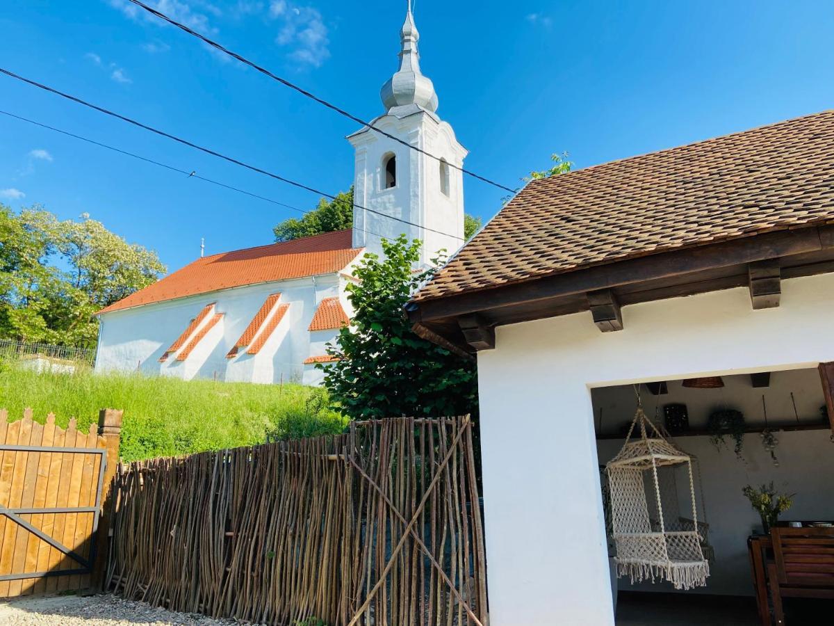 Slow Living Cottage, Dobolii De Sus Εξωτερικό φωτογραφία