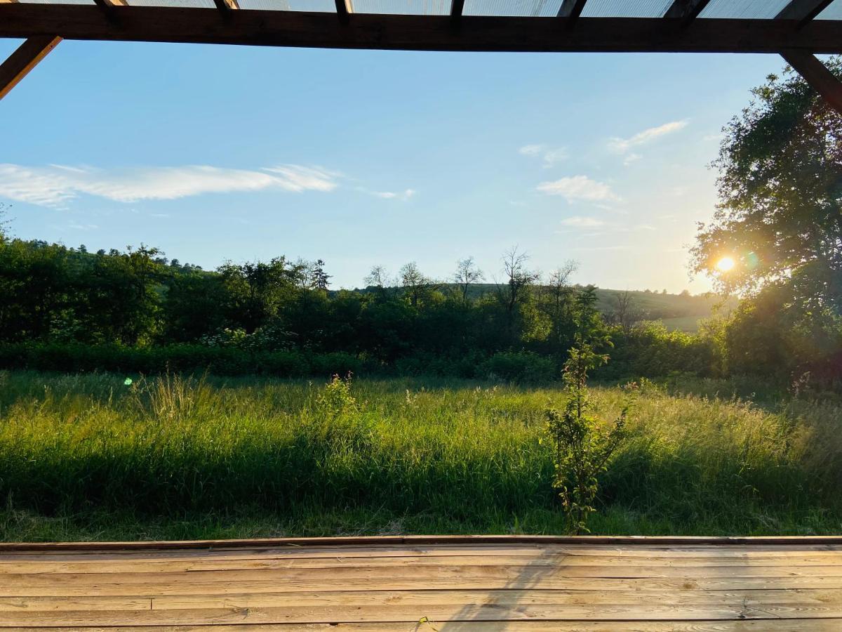 Slow Living Cottage, Dobolii De Sus Εξωτερικό φωτογραφία